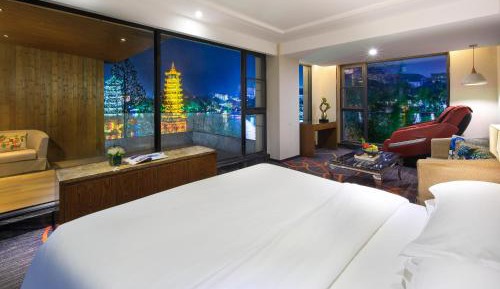 King Room with Lake View