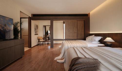 Deluxe Twin Room