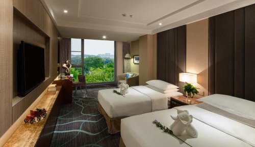 Double or Twin Room with City View