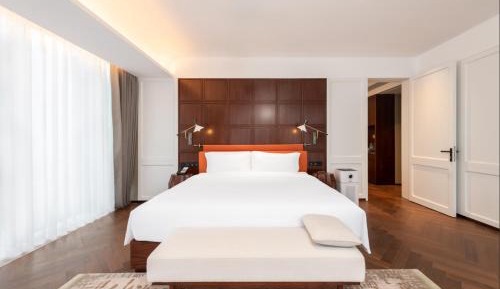 One-Bedroom Suite