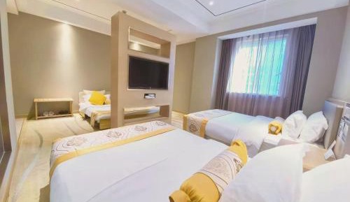 Deluxe Quadruple Room