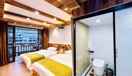 River View Deluxe Twin Room 