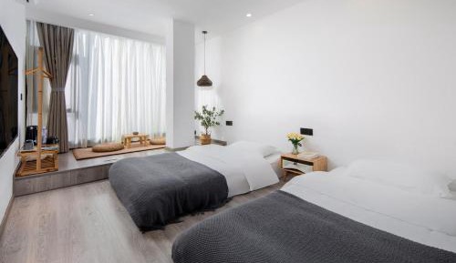 Economy Triple Room