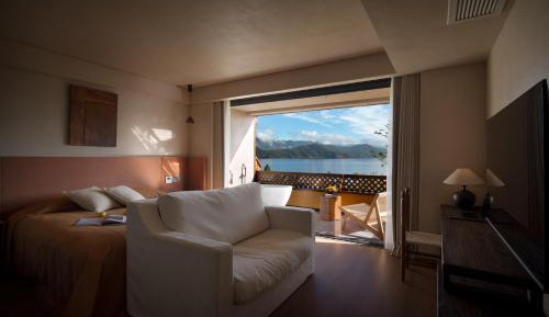 Double Room with Lake View