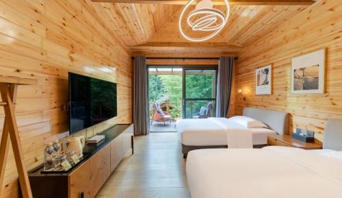 Standard Twin Room with Garden View