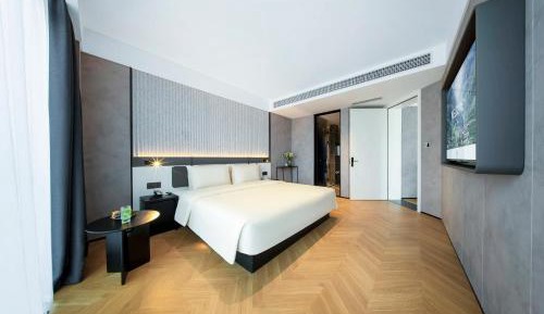 Superior Suite