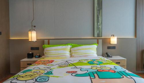 Standard King Room - Kids Theme