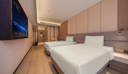 Double or Twin Room with Shower