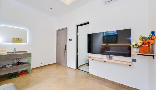 Two-Bedroom Suite