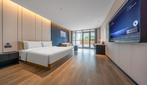 Premier Double Room with Courtyard