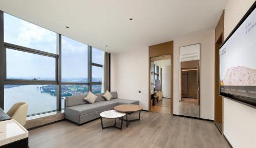Premier Suite with River View