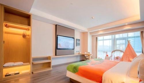 Family Twin Room