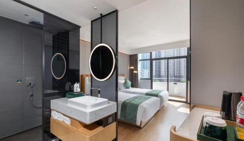 Twin Room with Balcony