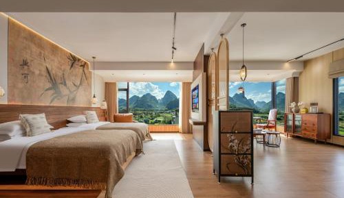 Junior Suite with Mountain View