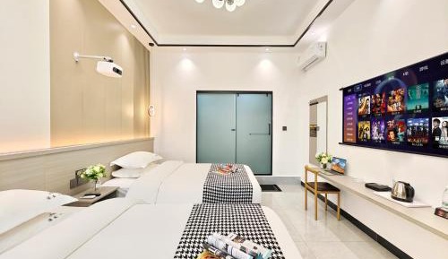 Deluxe Double Room with Two Double Beds