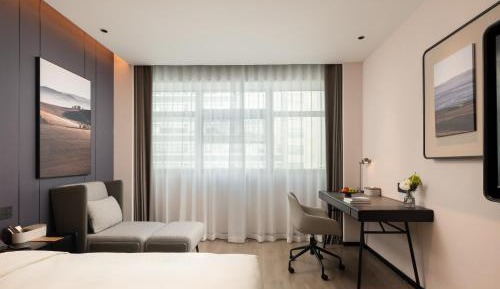 Executive Queen Room