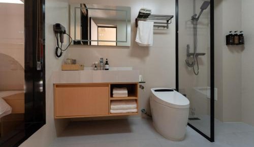 Twin Room with View