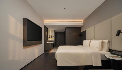 Premium Queen Room
