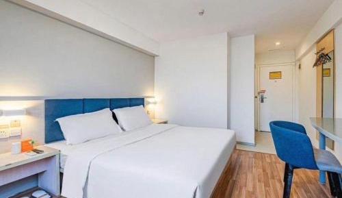 Single Room with Private Bathroom