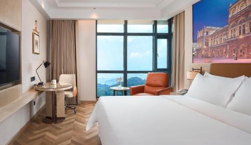 Superior Queen Room