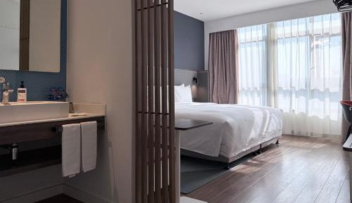 Hollywood Standard Twin Room