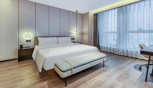 Jimu Suite with Bath