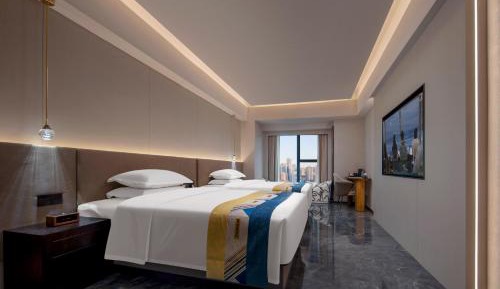 Deluxe Double Room with Shower