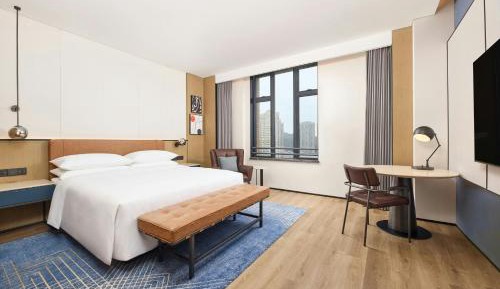 Select King Room