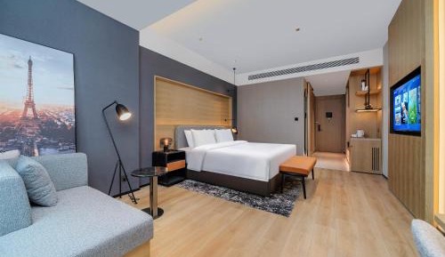 Large Double Room