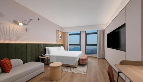 King Guest Room