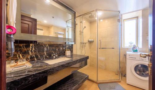 Three-Bedroom Apartment - High Floor