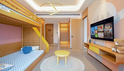 Deluxe Family Suite
