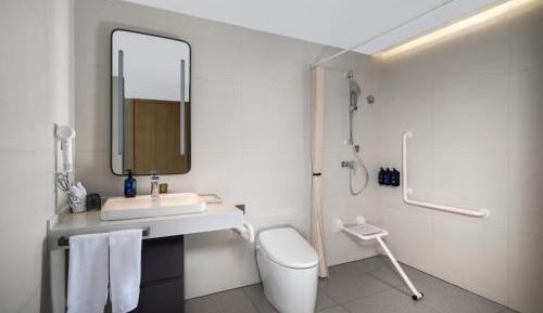 Standard King Room - Accessible