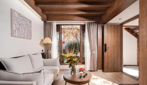 King Room with Garden View