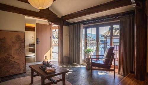 Deluxe Double Room with Balcony