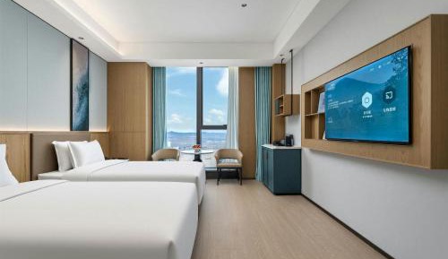 Fairfield Twin Room with City View