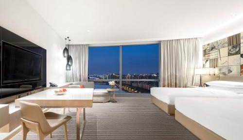 Twin Room with Lake View - Club Access