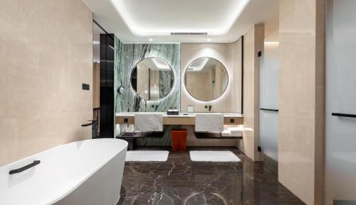 Skyline Suite