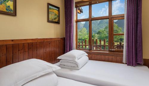Two-Bedroom Suite
