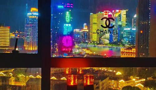 Twin Room with City View