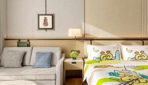 Premium King Room with Sofa Bed - Kids Theme