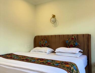 Junior Suite with Mountain View