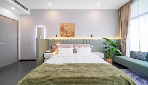 Deluxe Double Room with Bath
