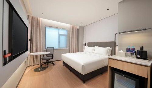Standard King Room - Accessible