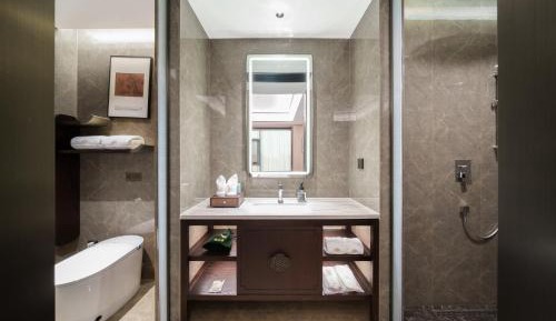 Two-Bedroom Suite