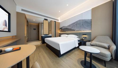 Superior King Room