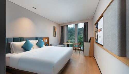 Pagoda Themed King bedroom