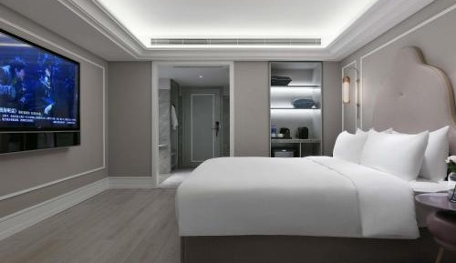 Executive King Suite