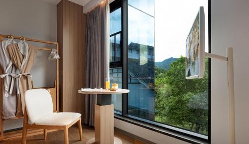 Twin Room with Private Bathroom
