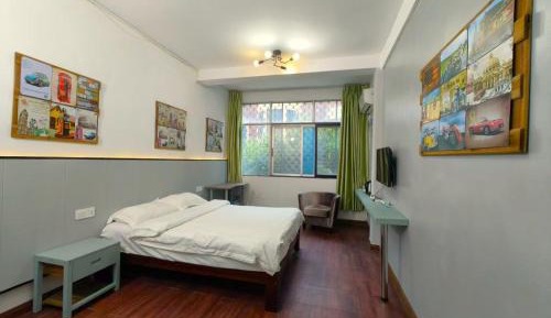 Queen Room